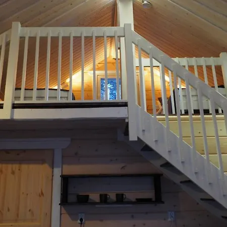 Lapintintti Eco-cabin In Chalet